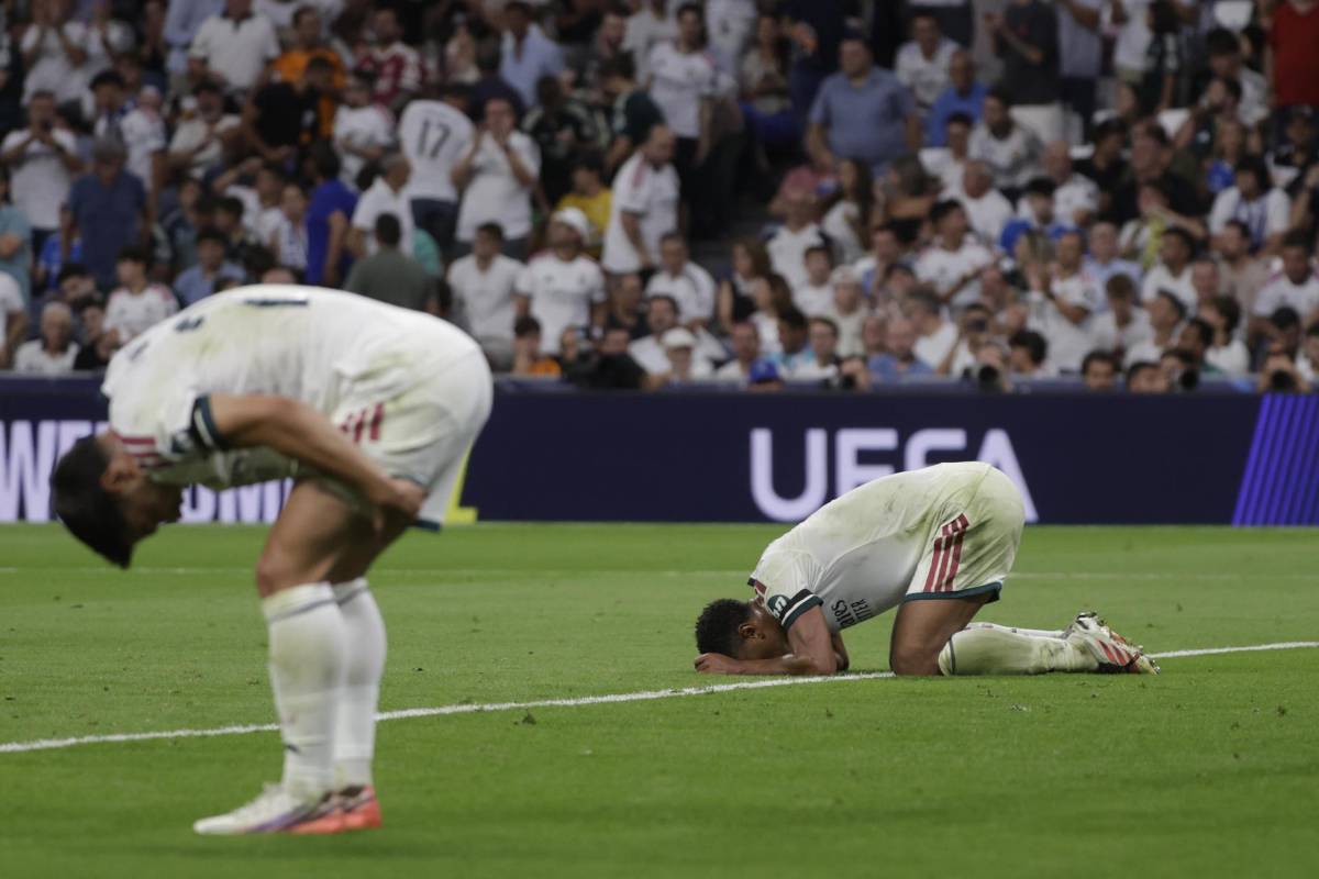 El villano del partido, jugador del Real Madrid sale silbado del Bernabéu y los premiados