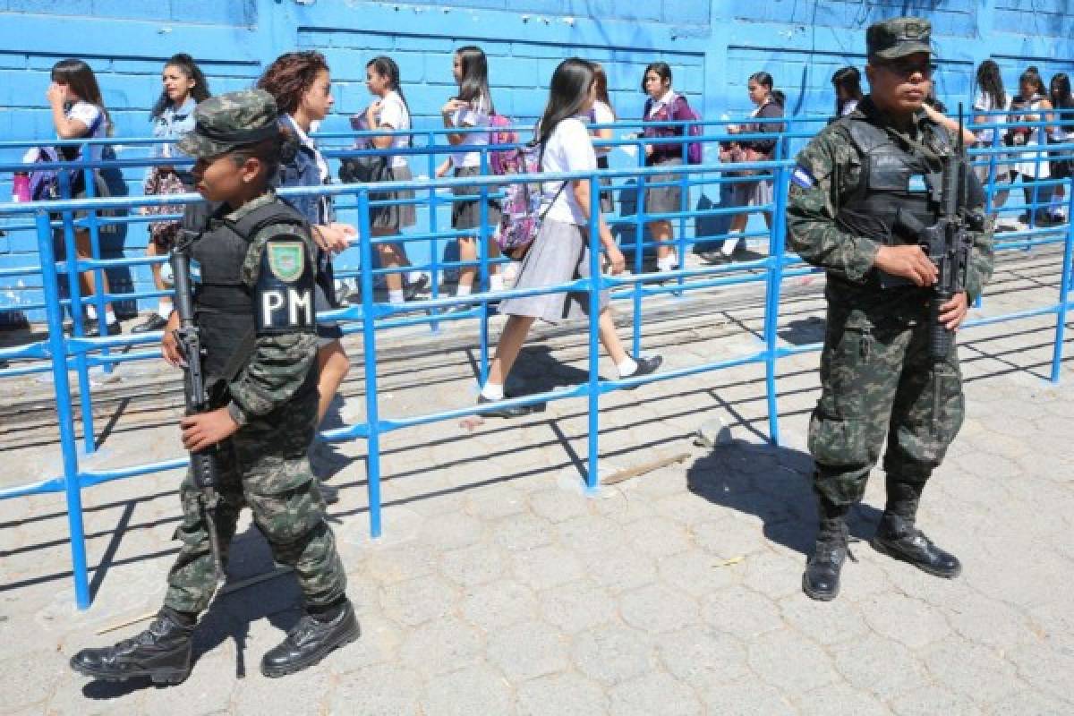 Bajo resguardo militar están unos 15 centros educativos en la capital