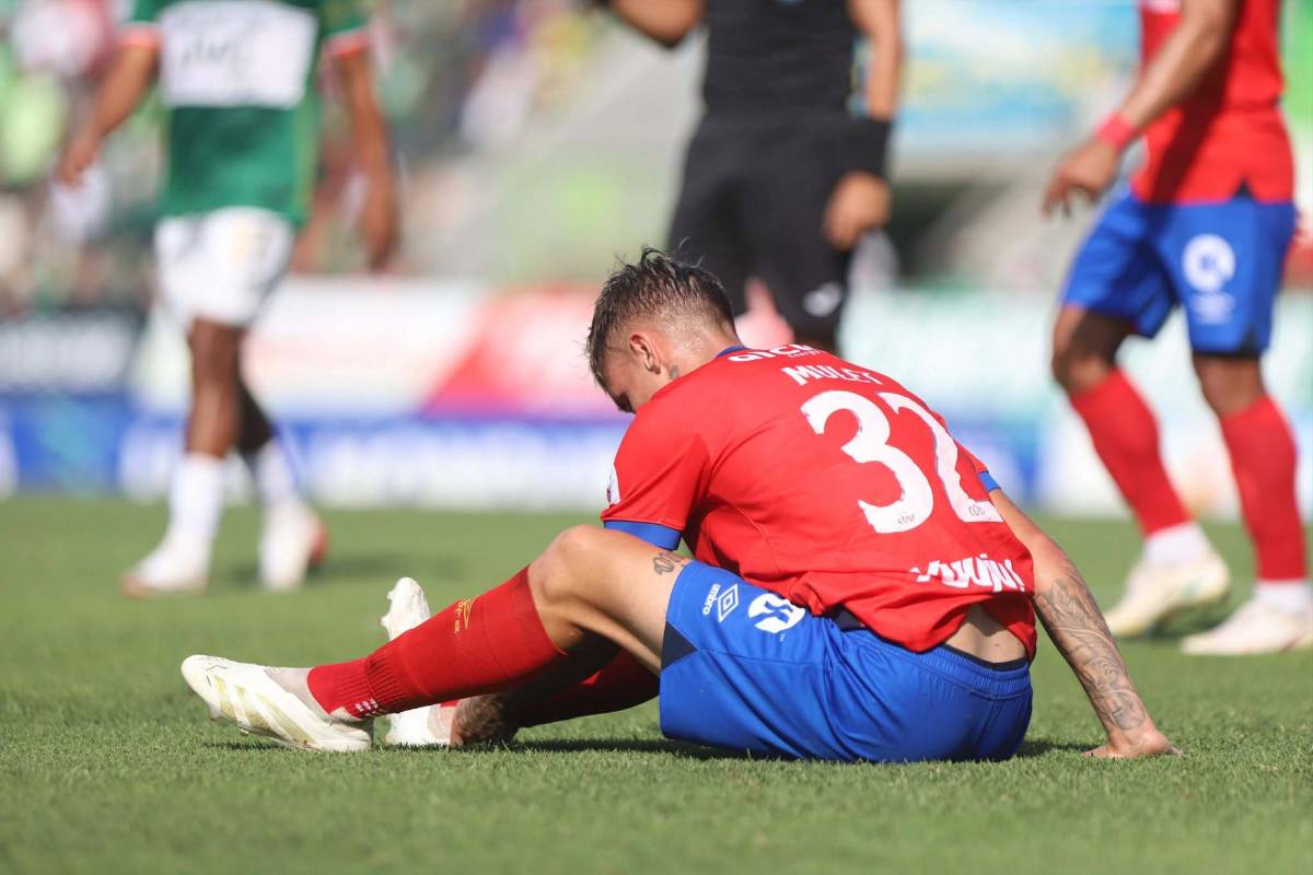 Pelea entre jugadores, fuerte polémica arbitral en gol de Marathón y Olimpia sale herido del Yankel