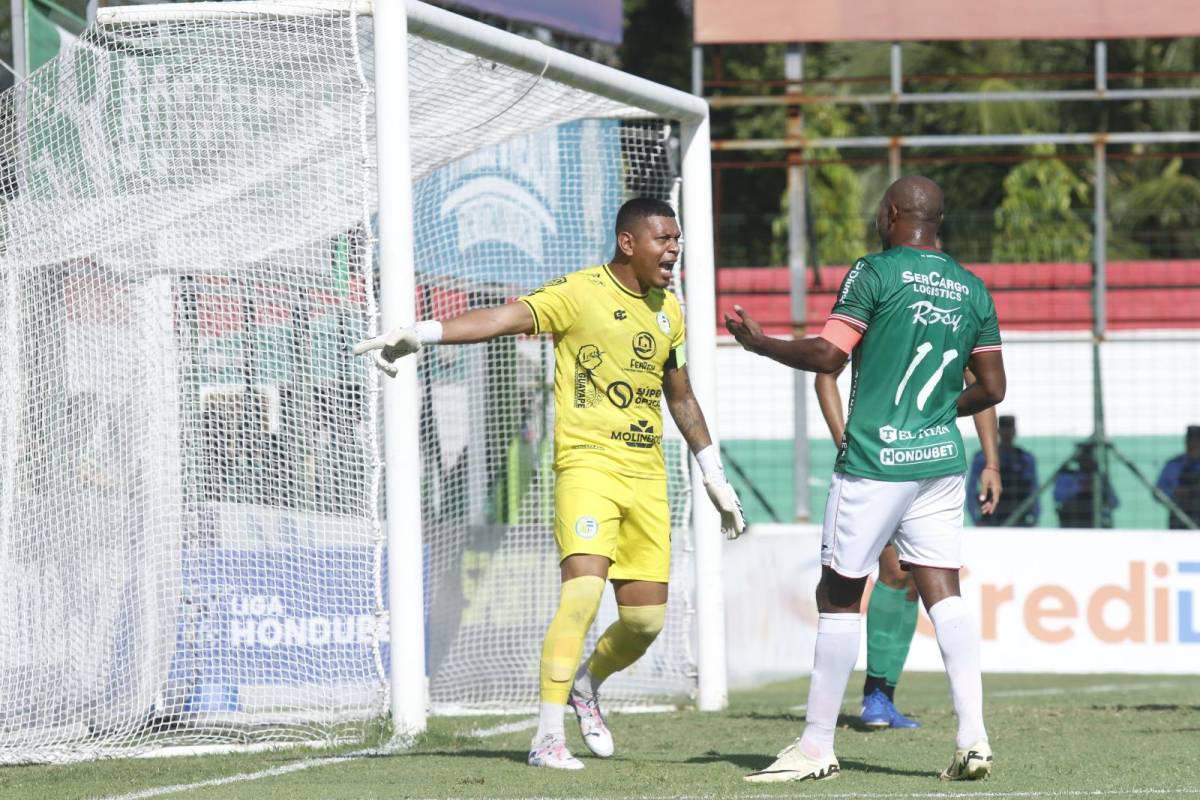 Regreso de “Chelito”, pelea de Anangonó y las bellas chicas en el estadio Yankel Rosenthal