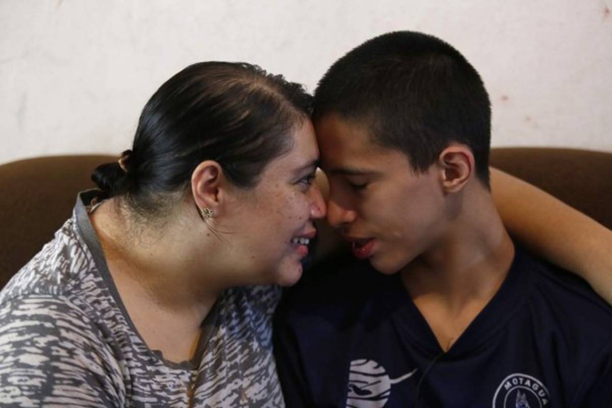 Agente policial y comerciante, el sacrificio de un padre por su hijo