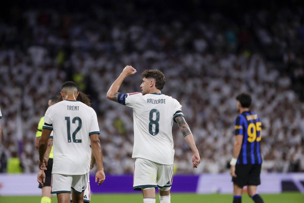 El villano del partido, jugador del Real Madrid sale silbado del Bernabéu y los premiados