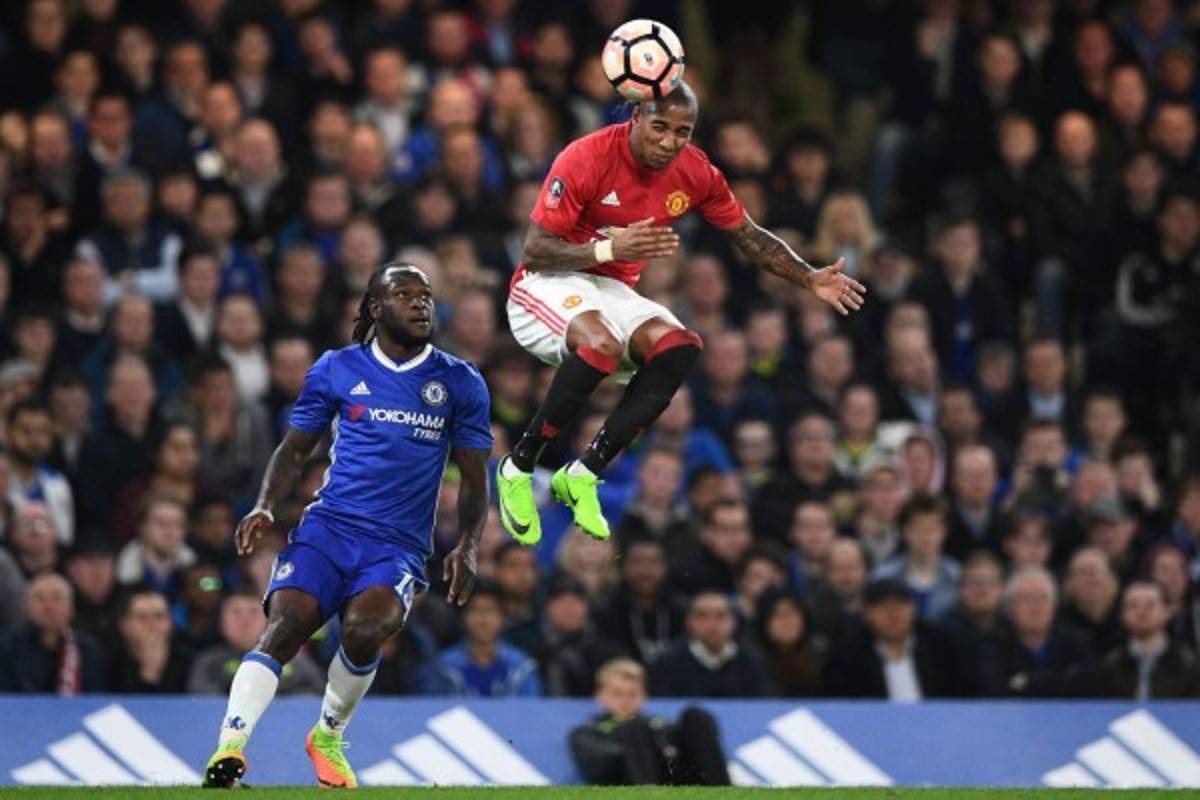 Chelsea gana por la mínima al Mánchester United (1-0) y se mete en semis de la FA Cup