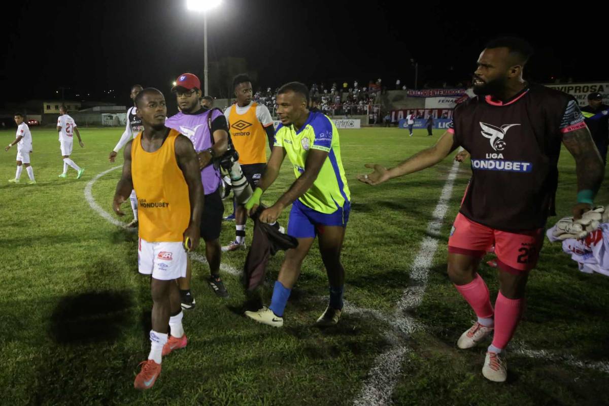 ¿Cómo inició todo? Jugadores de Olancho y Olimpia terminan entre puños y agarrones