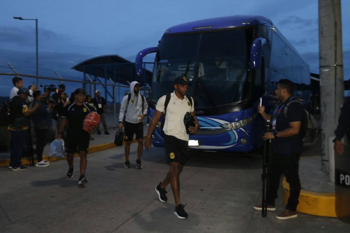Jugador sacado en ambulancia, MVP de Olimpia y tristeza de Real España tras perder invicto