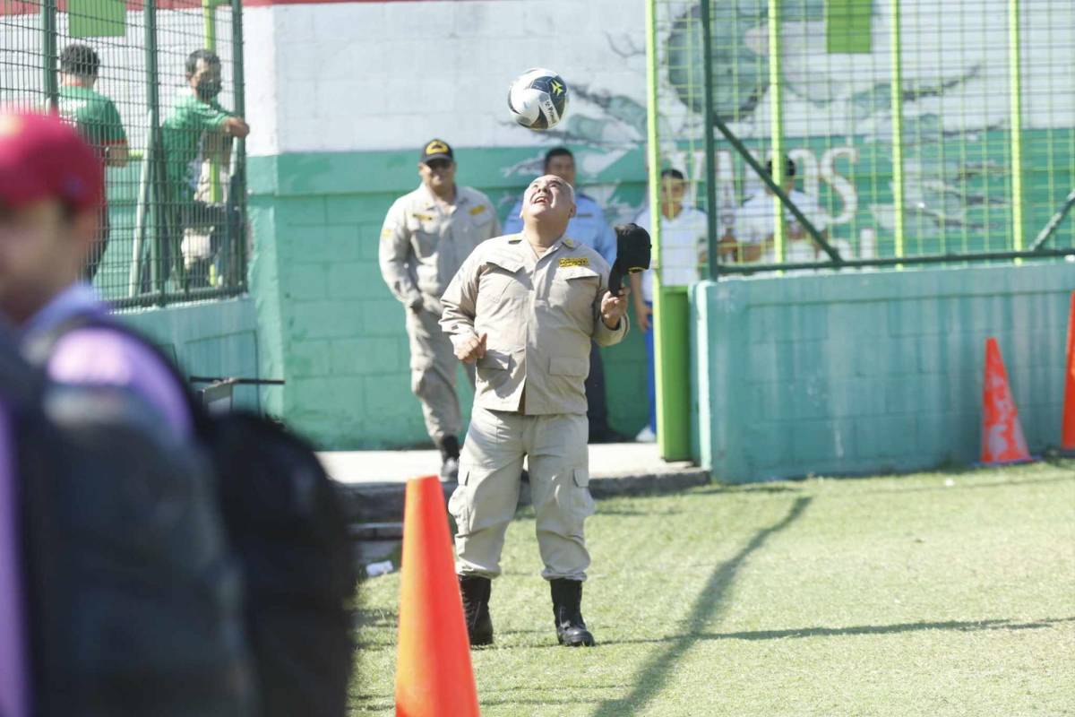 Bellas chicas, lo que hizo el bombero y ambientazo que se vivió en el Yankel Rosenthal Bellas chicas, lo que hizo el bombero y ambientazo que se vivió en el Yankel Rosenthal