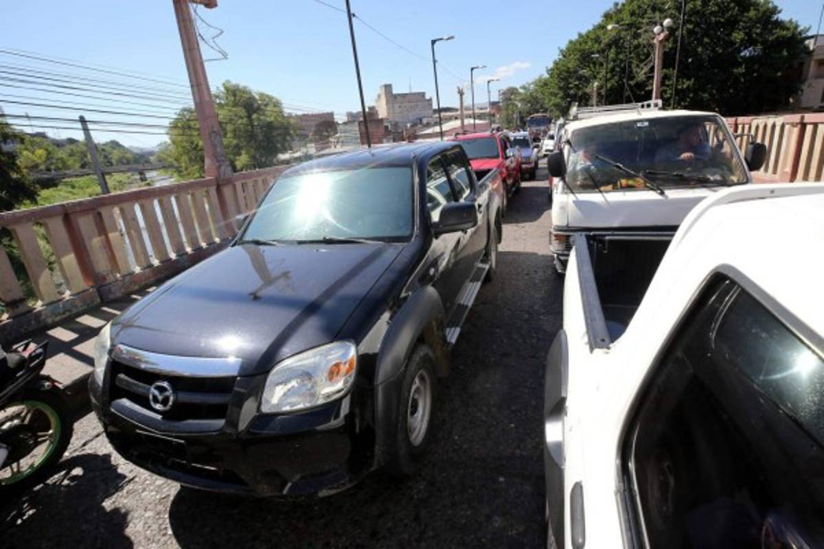 Reforzarán controles viales para agilizar tráfico durante diciembre