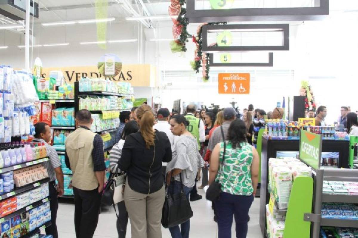 Supermercados La Colonia inaugura su nueva tienda en Las Hadas
