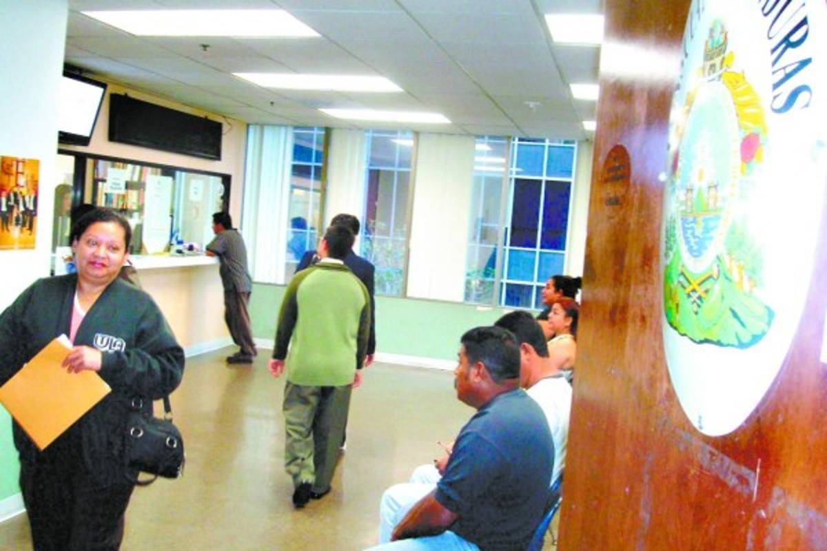 Nuevo software permite a hondureños con TPS saber si aplican a programas permanentes