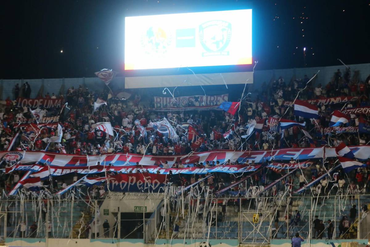 Bellas chicas, show de la Ultra Fiel, reconocimiento a figuras del Olimpia y los nuevos fichajes