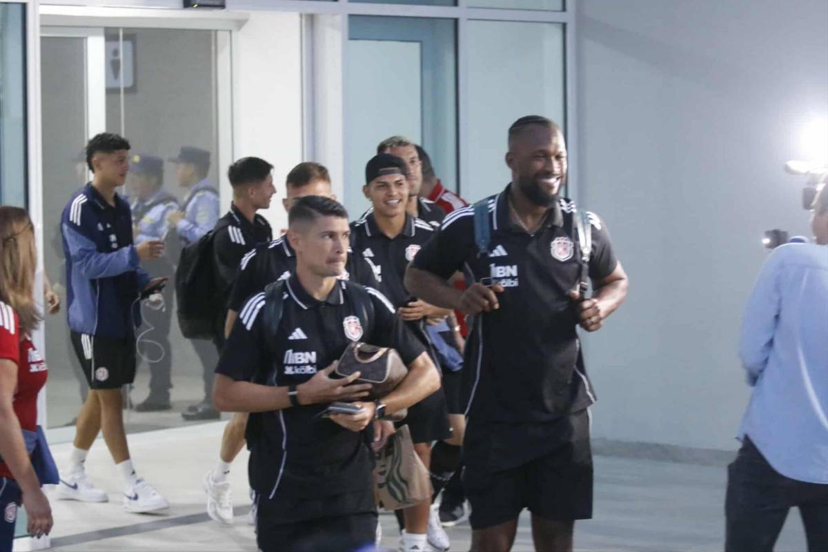 Llegada de Costa Rica a San Pedro Sula para partido eliminatorio ante Honduras