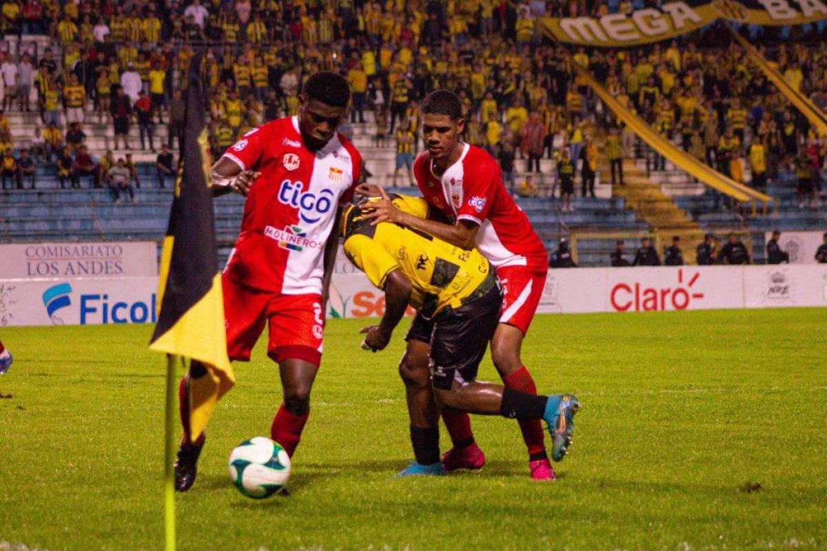 ¡Fichajes! Dos al extranjero, Motagua presenta alta y Olimpia cerca de atacante