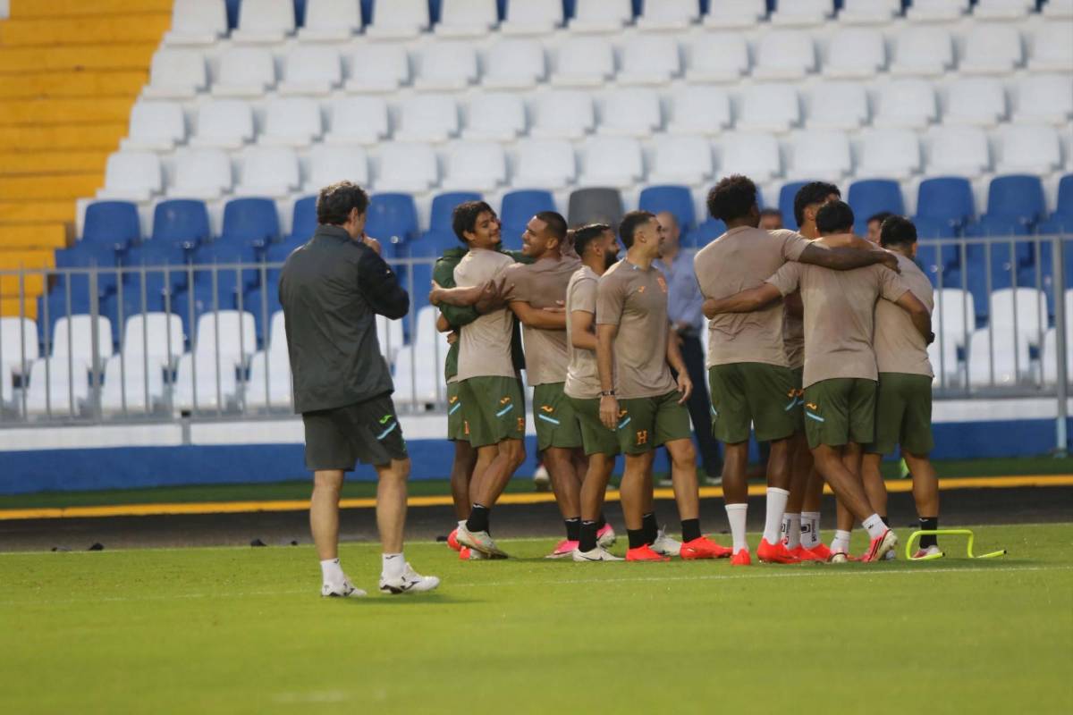 Juegos, risas, tristeza y la visita en último entreno de Honduras previo a partido ante Surinam