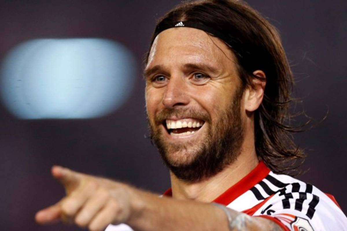 Fernando Cavenaghi se despide del fútbol