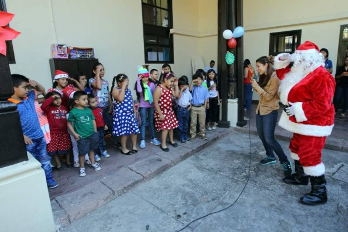 Cumplimos siete años de premiar a nietos de Santa Claus