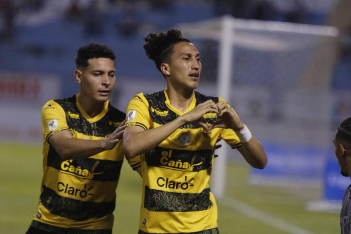 Orlando Ponce y la larga lista de jugadores que ha apodado