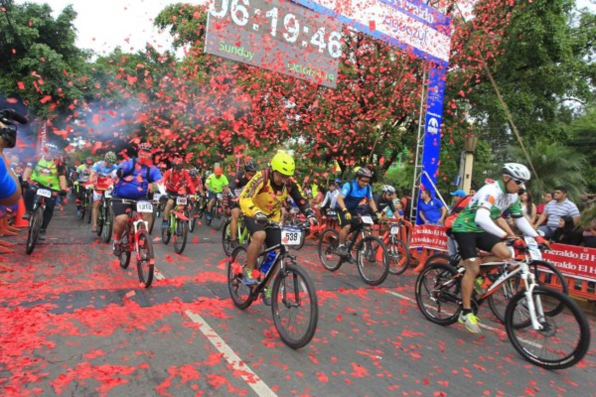Monumental fiesta ciclística en Honduras
