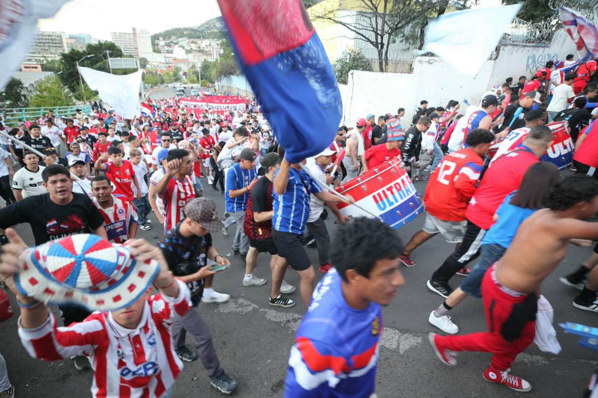 Bellas chicas, show de la Ultra Fiel, reconocimiento a figuras del Olimpia y los nuevos fichajes