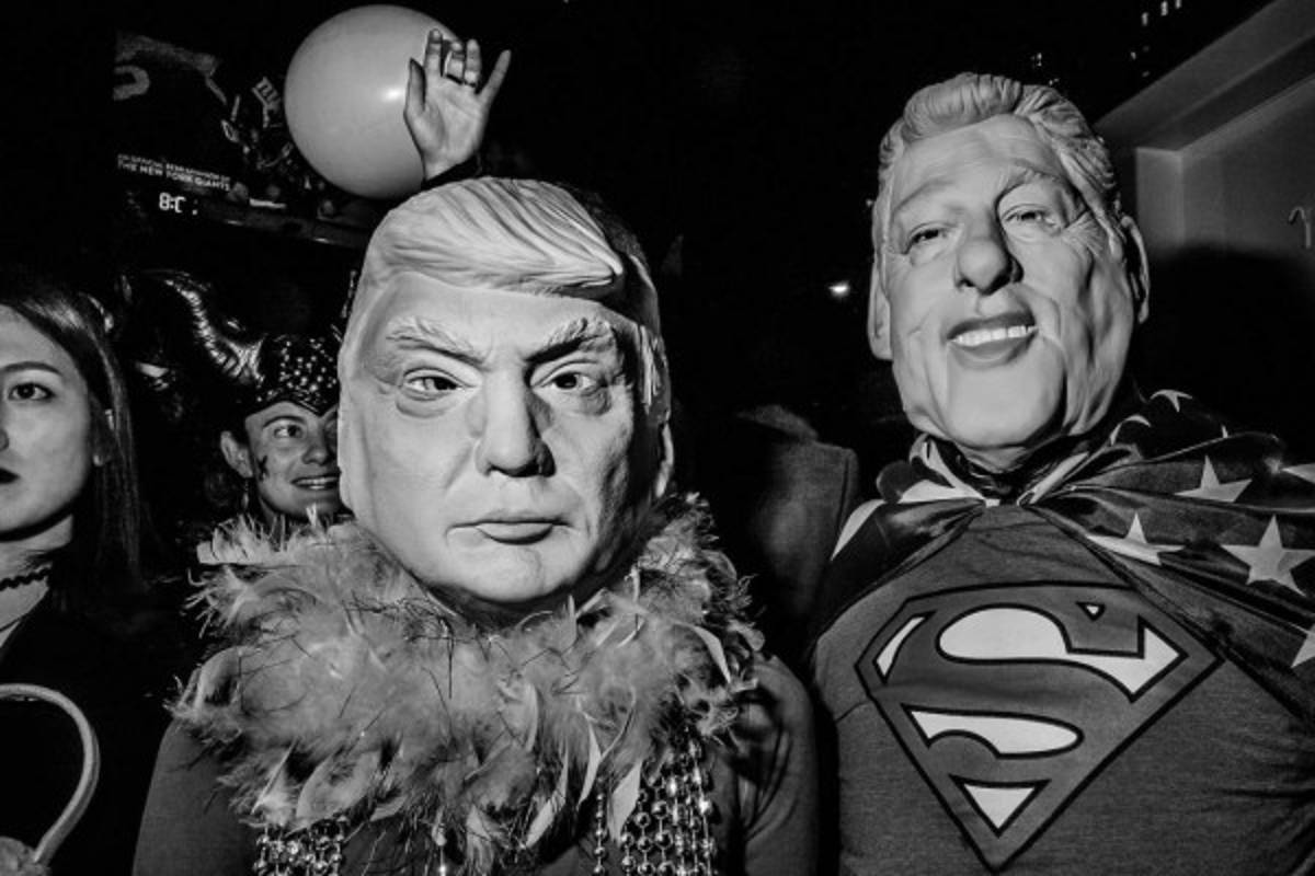 Bruce Gilden: la mafia asiste a los funerales…  