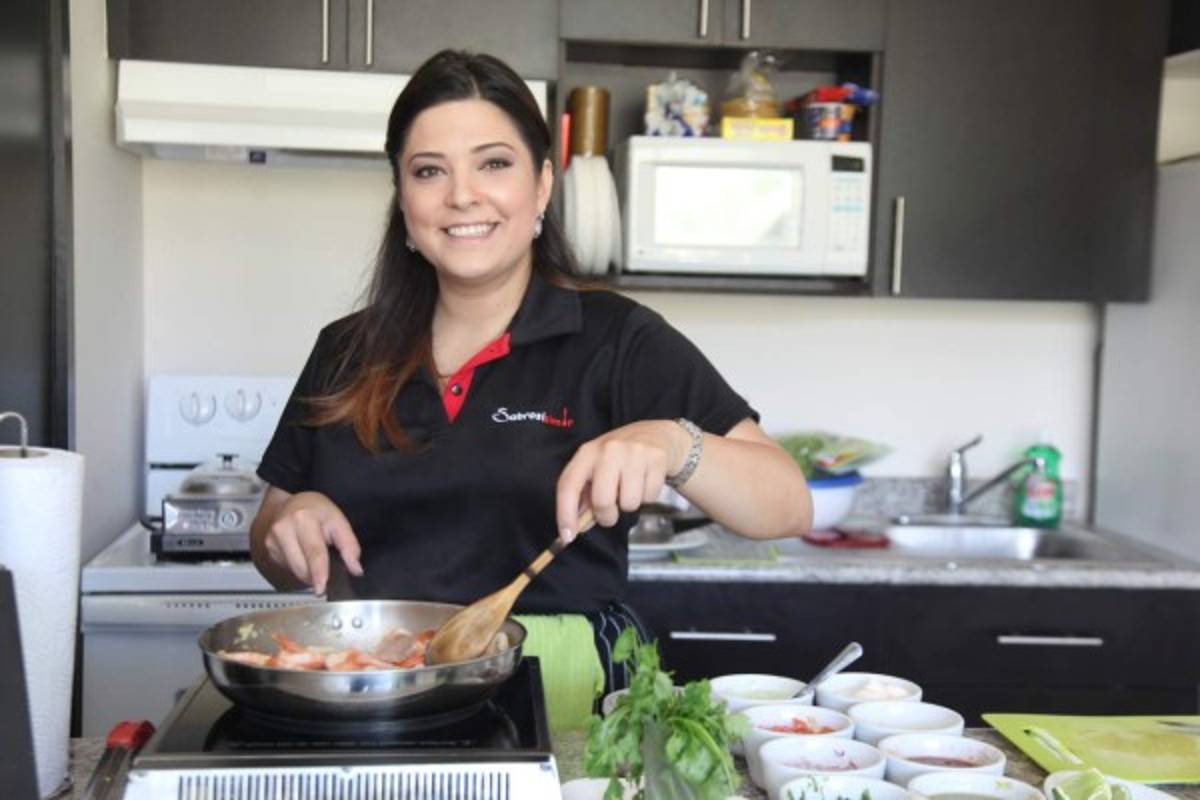 ¡Orgullosas de sus curvas! Catrachas que han alcanzado el éxito sin ser talla cero