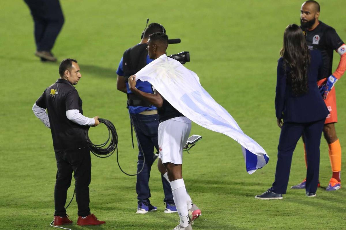 Bengtson levantó la 39: Así celebraron los jugadores de Olimpia el campeonato de Liga Nacional