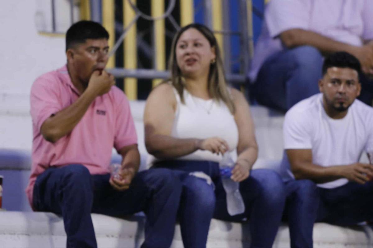 Lindas chicas y sorprende lo que hizo André Orellana: Ambiente previo al Marathón vs Olimpia