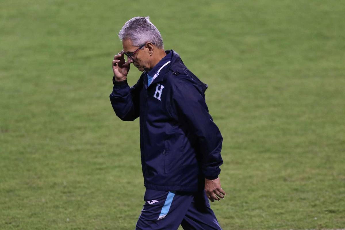 Villano en Honduras, político sorprende, plática secreta y chica es la sensación en el Nacional