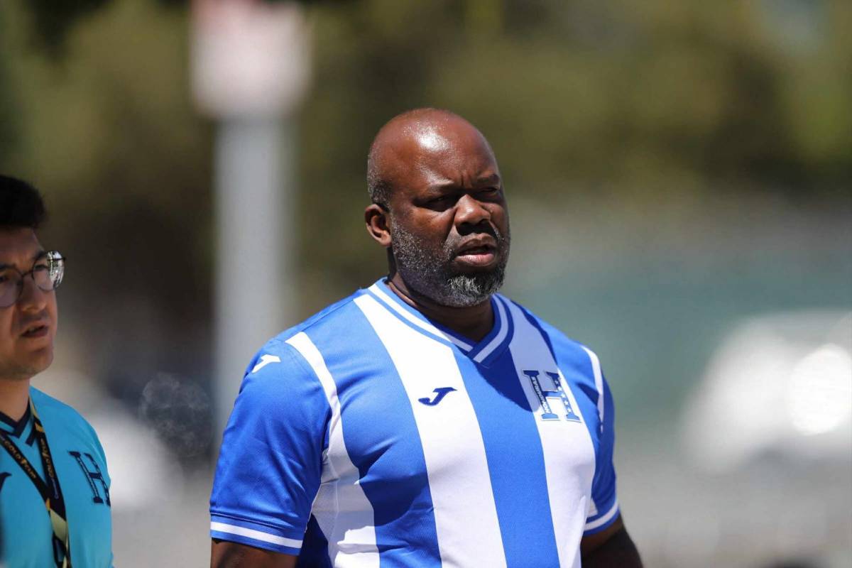 Bella periodista y exjugador hondureño sorprenden: Ambiente previo al Honduras vs Curazao