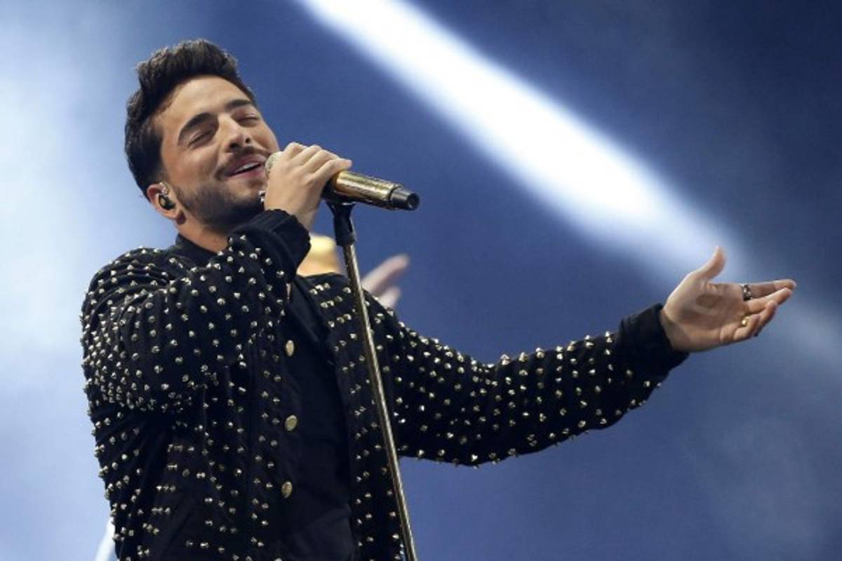 Colombia's singer Maluma performs at the 58th Vina del Mar International Song Festival on February 24, 2017 in Vina del Mar, Chile. / AFP PHOTO / PAUL PLAZA