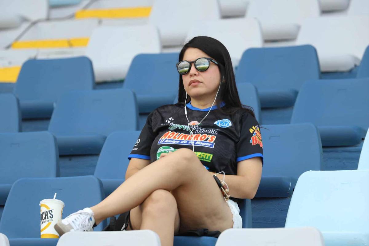 Bronca de Espinel, linda chica cautivó, show de la Ultra y épica remontada de Olimpia vs Victoria