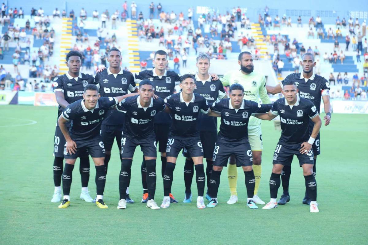 Bronca de Espinel, linda chica cautivó, show de la Ultra y épica remontada de Olimpia vs Victoria