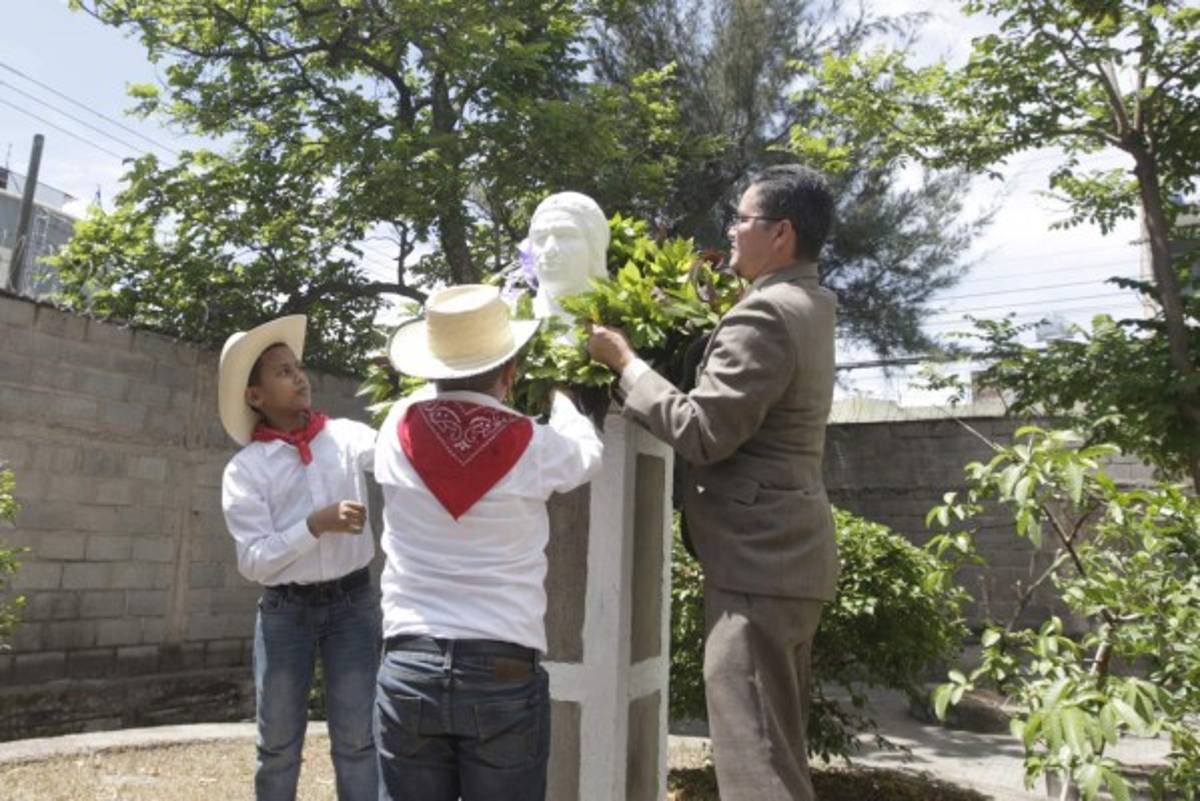 Escuelas conmemoran épica hazaña del cacique Lempira