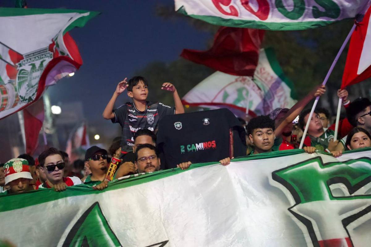 ¿Qué pasó con la Revo? Barra de Marathón monta carnaval previo a la final ante Motagua