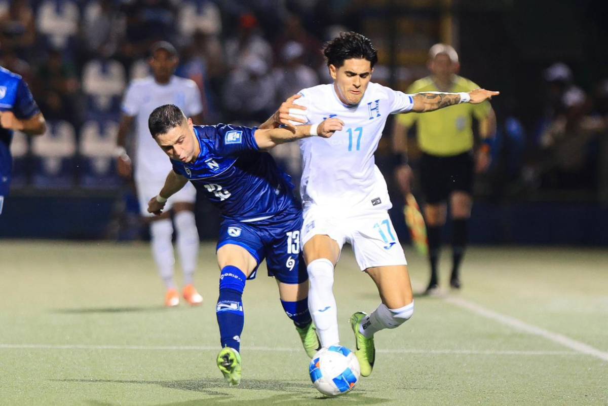 Tristeza de jugadores de Honduras luego de caer ante Nicaragua por la eliminatoria