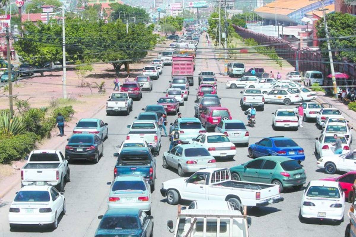 Elevada tasa vial municipal incita migración de tributo