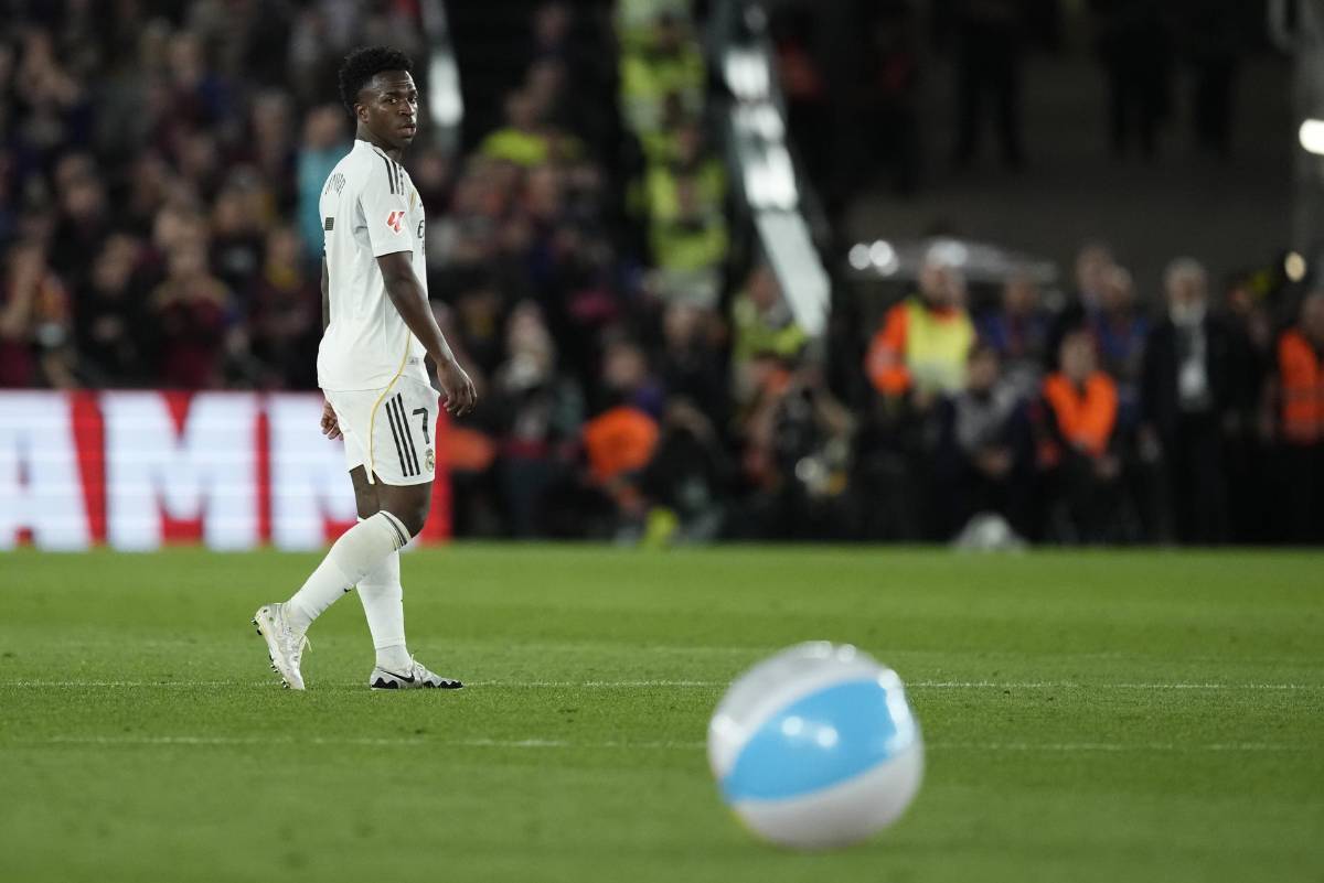 Burla a Vinícius, Rashford rompe marca de Messi y leyenda sorprende a Barcelona