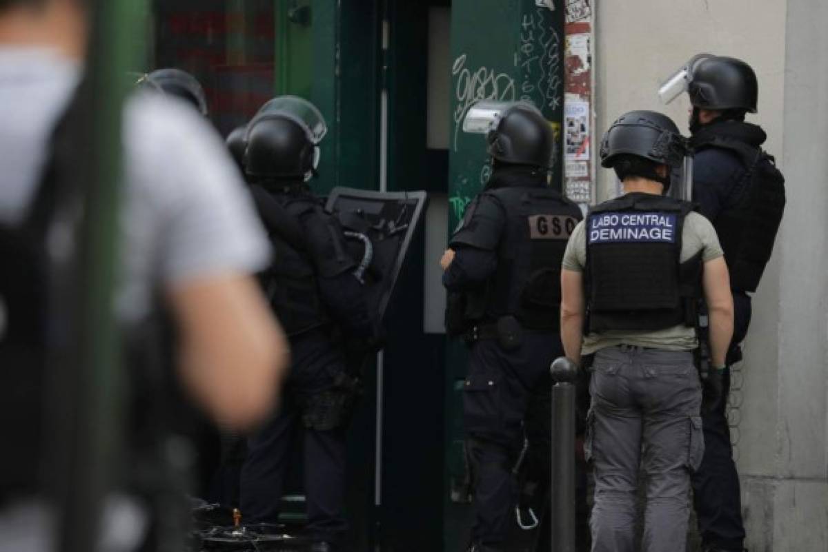 Siete heridos en un ataque con cuchillo en París