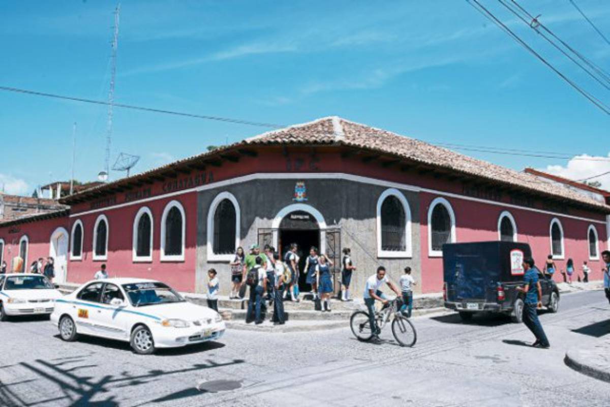 La ciudad de Comayagua avanza en torno a su historia colonial