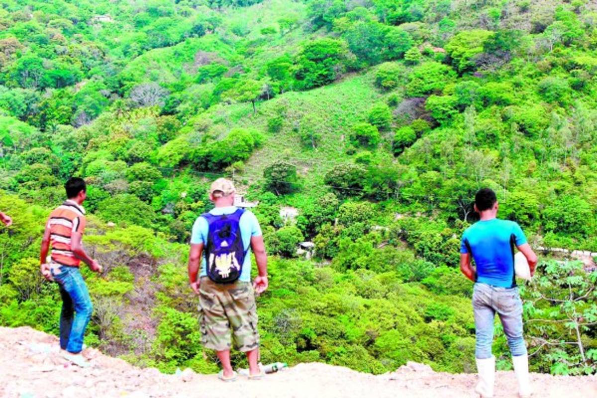 Infructuosa búsqueda de mineros