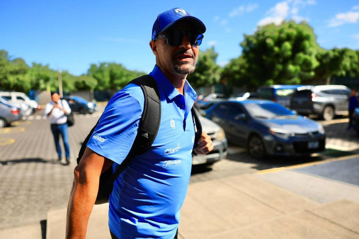 Técnico de Nicaragua peleó con periodista y así fue el último entreno previo a jugar ante Honduras