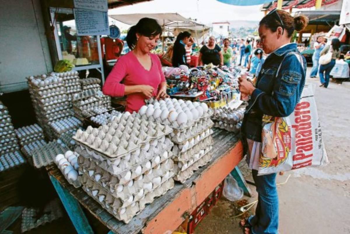 Presidente sanciona decreto que deroga 15% de ISV