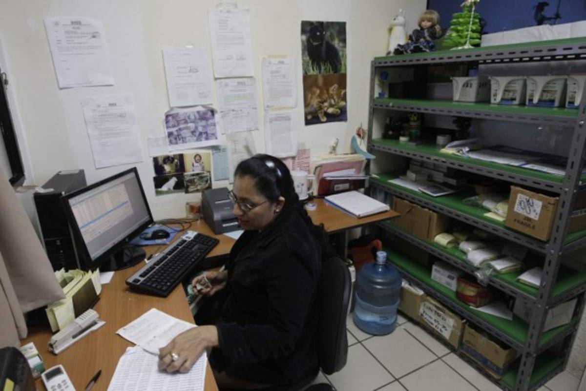 Honduras: Apenas al 52% abastecida farmacia del IHSS