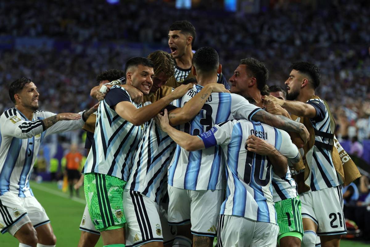 Doble récord de Messi, héroe de Argentina, Vozinha cumple su sueño y tristeza en Cabo Verde