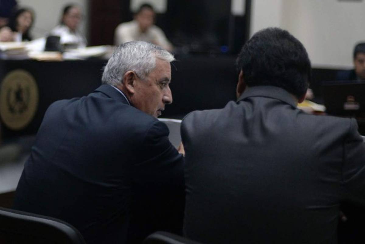 Juez ordena prisión provisional para Otto Pérez Molina