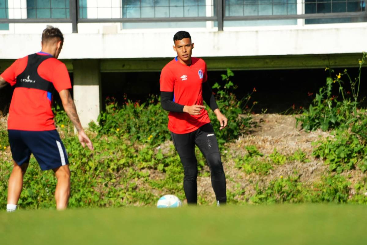 Lesiones y nuevos fichajes: Olimpia se prepara a todo vapor para el arranque del Clausura 2026