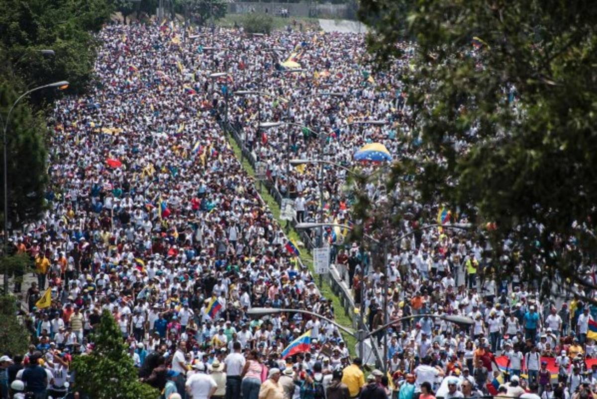 Las imágenes más impactantes de la 'madre de las marchas' en Venezuela