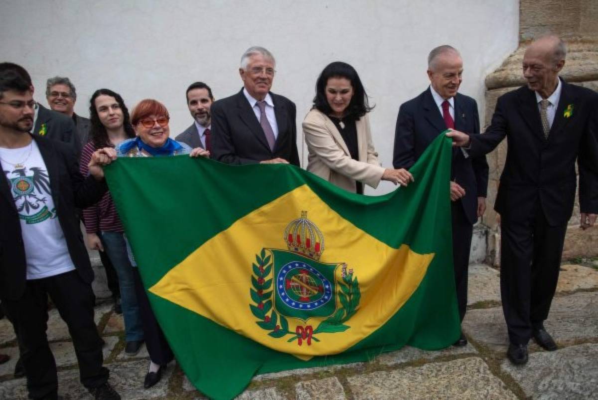 En medio del caos, la familia imperial de Brasil sueña con volver a reinar 
