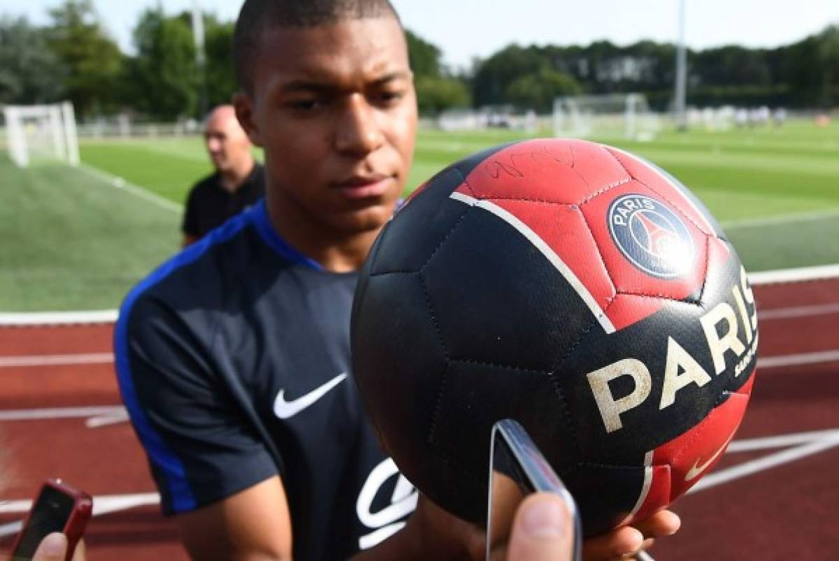 Oficial: Kylian Mbappé es el nuevo jugador del París Saint-Germain