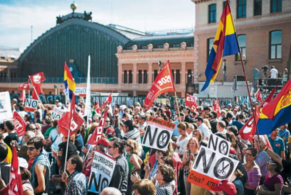 Varios miles se manifiestan en Madrid contra recortes