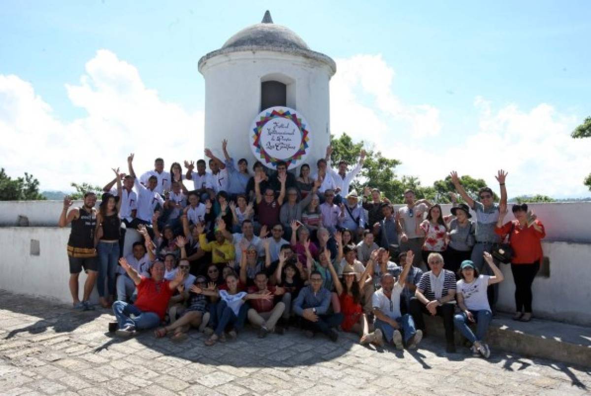 Aun en la distancia da inicio el IV Festival de Poesía Los Confines